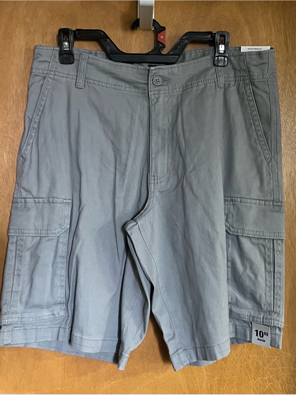 George Men's Gray Cargo Shorts - 10" Inseam. Stretch. At the knee.